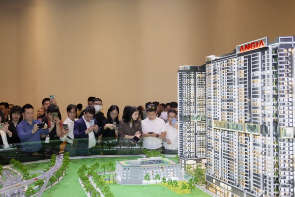 “Mách nước” nhà đầu tư tránh lãi suất thả nổi